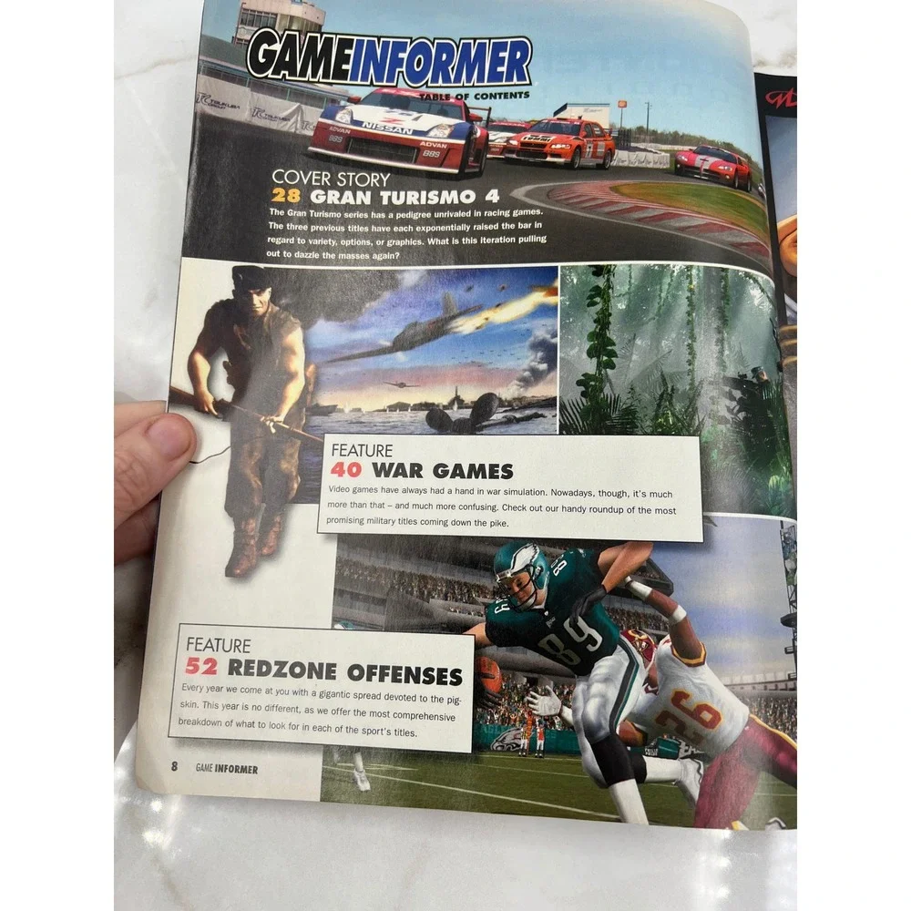 Game Informer Magazine August 2003 Issue 124 Gran Turismo 4 KOTOR Star Wars